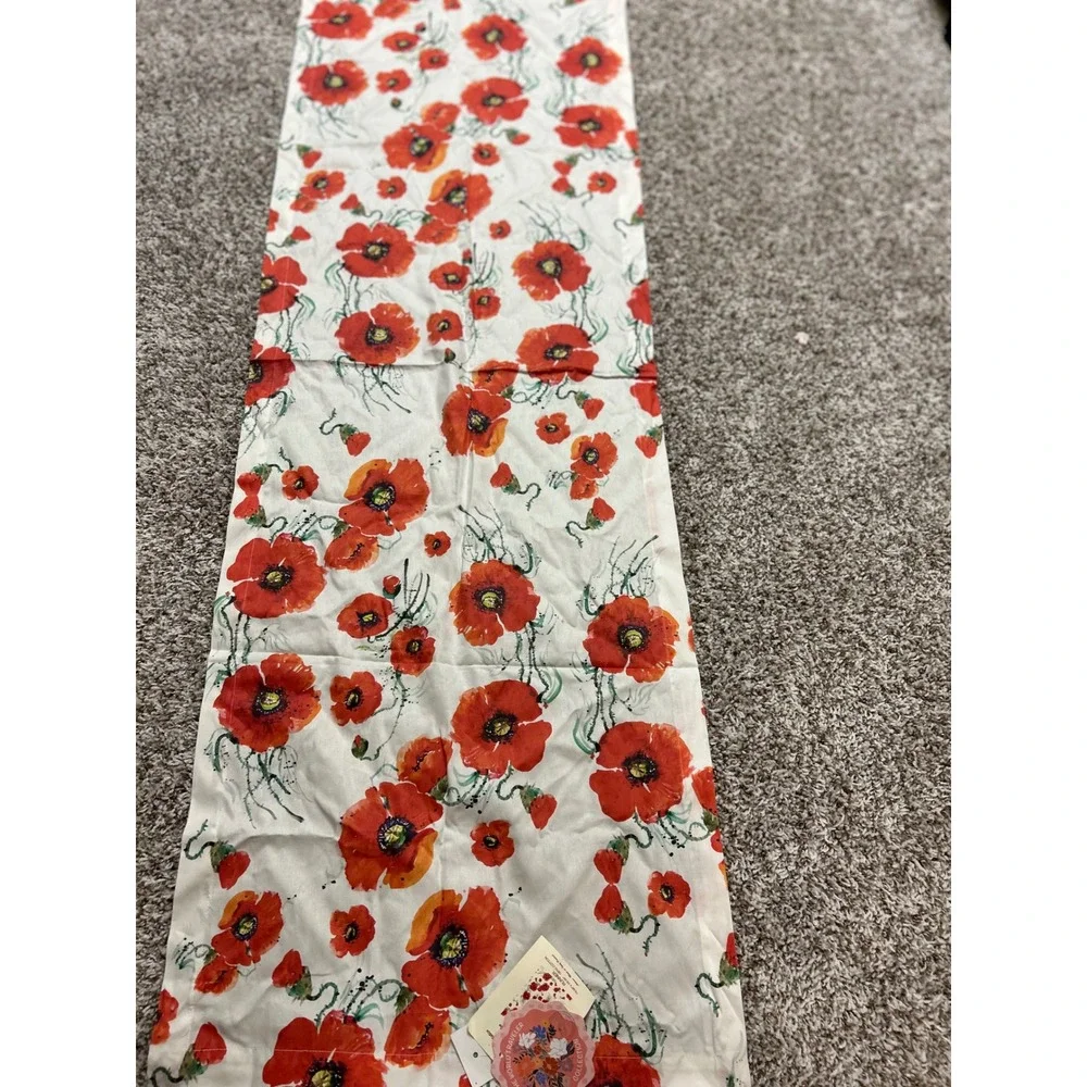 World Traveler Collection Red Poppy Floral Cotton Table Runner Made in Italy NWT